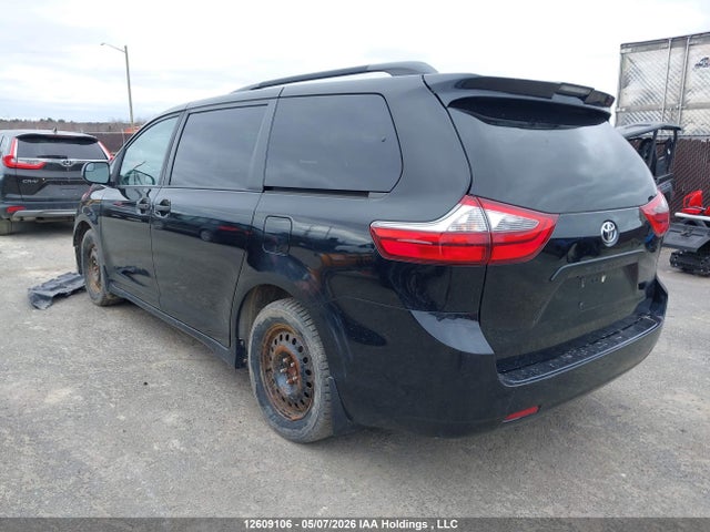 12609106 :رقم المزاد ، 5TDZZ3DC1LS046201 vin ، 2020 Toyota Sienna L مزاد بيع