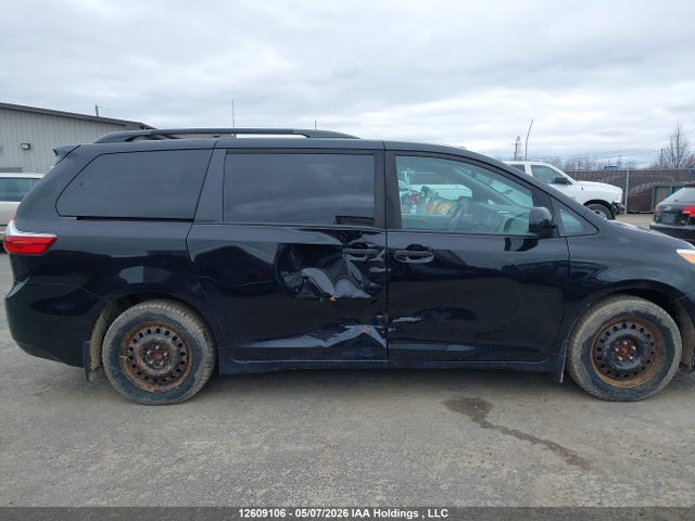 12609106 :رقم المزاد ، 5TDZZ3DC1LS046201 vin ، 2020 Toyota Sienna L مزاد بيع