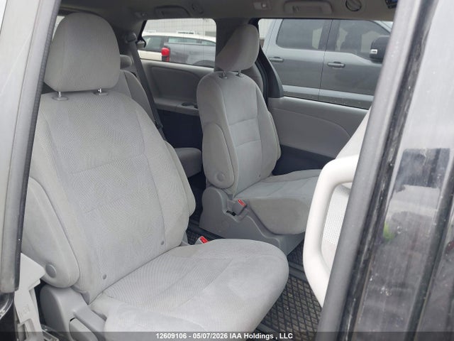 12609106 :رقم المزاد ، 5TDZZ3DC1LS046201 vin ، 2020 Toyota Sienna L مزاد بيع