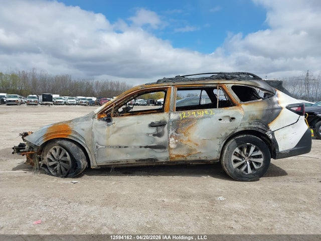 2024 Subaru Outback Touring მანქანა იყიდება აუქციონზე, vin: 4S4BTDEC7R3121030, აუქციონის ნომერი: 12594162