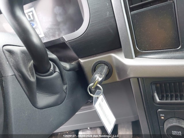 Продажа на аукционе авто 2025 Ford F150 Xlt, vin: 1FTFW3L82SKE00418, номер лота: 12609137