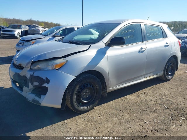 12609141 :رقم المزاد ، 2T1KU4EE2CC831065 vin ، 2012 Toyota Matrix مزاد بيع