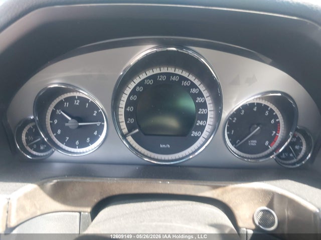12609149 :رقم المزاد ، WDDHF8HB5AA102725 vin ، 2010 Mercedes-benz E 350 4matic مزاد بيع