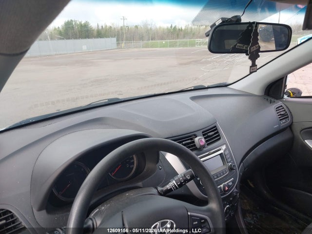 2015 Hyundai Accent Gs მანქანა იყიდება აუქციონზე, vin: KMHCT5AE8FU230894, აუქციონის ნომერი: 12609156