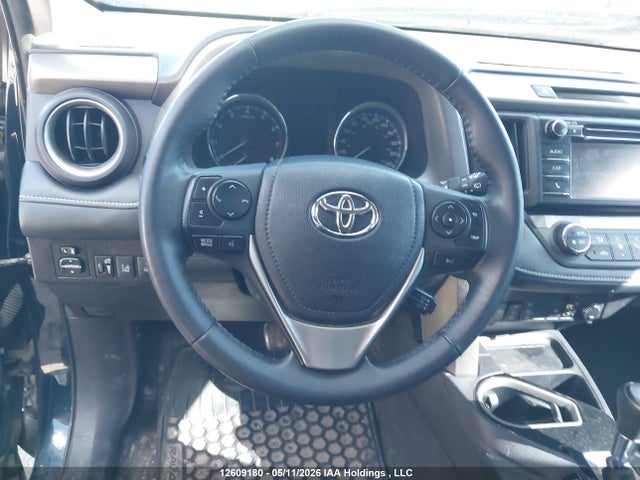 12609180 :رقم المزاد ، 2T3WFREV0JW426978 vin ، 2018 Toyota Rav4 Adventure/xle مزاد بيع