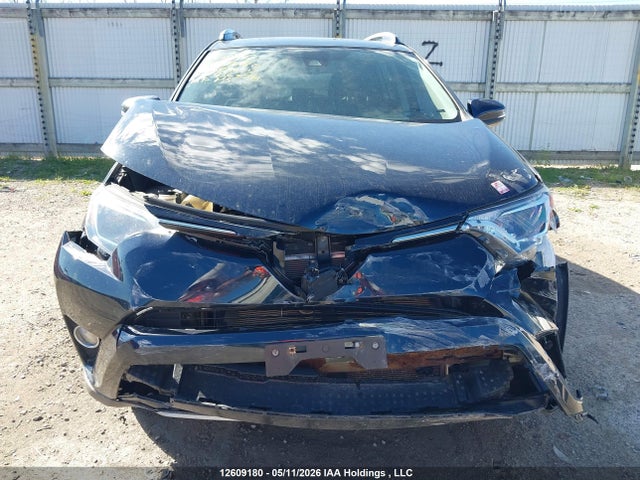 12609180 :رقم المزاد ، 2T3WFREV0JW426978 vin ، 2018 Toyota Rav4 Adventure/xle مزاد بيع