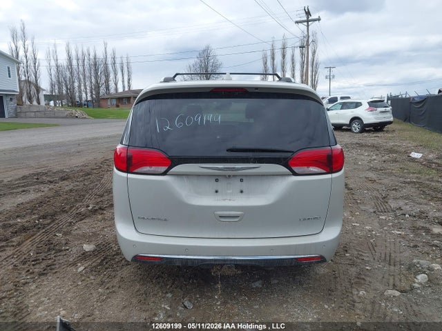 2C4RC1GG9HR599246 Chrysler Pacifica Limited