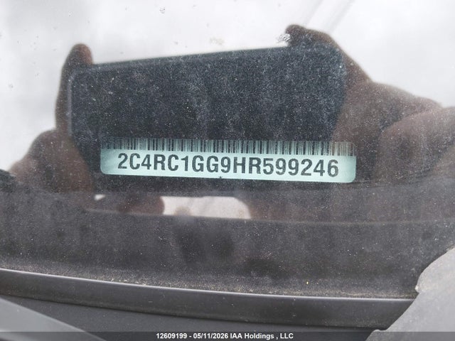 2C4RC1GG9HR599246 Chrysler Pacifica Limited