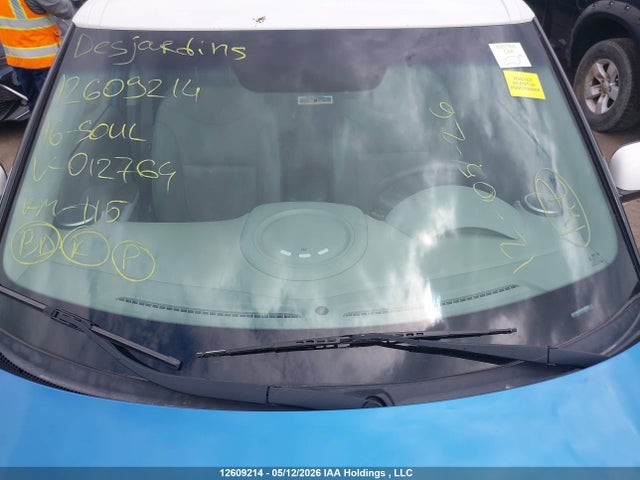 12609214 :رقم المزاد ، KNDJX3AE6G7012764 vin ، 2016 Kia Soul Ev Luxury مزاد بيع