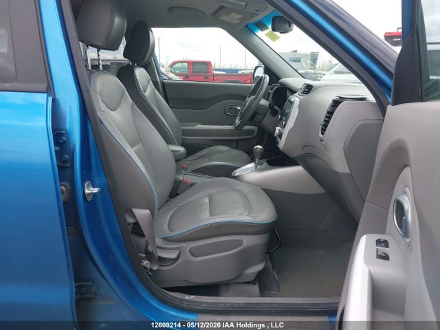 12609214 :رقم المزاد ، KNDJX3AE6G7012764 vin ، 2016 Kia Soul Ev Luxury مزاد بيع