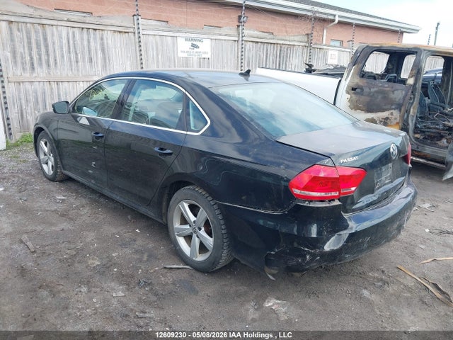 12609230 :رقم المزاد ، 1VWBP7A32DC121524 vin ، 2013 Volkswagen Passat 2.5l Se مزاد بيع