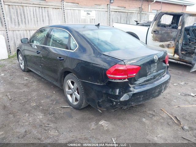 12609230 :رقم المزاد ، 1VWBP7A32DC121524 vin ، 2013 Volkswagen Passat 2.5l Se مزاد بيع