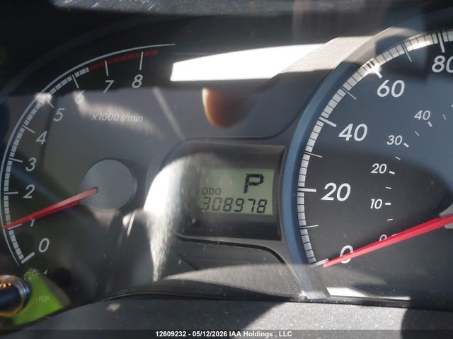12609232 :رقم المزاد ، 5TDKK3DC5BS017286 vin ، 2011 Toyota Sienna Le مزاد بيع