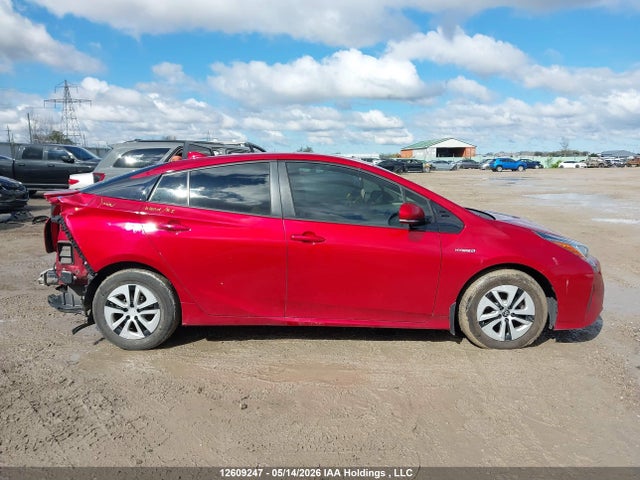 JTDKARFU9J3059035 Toyota Prius Technology