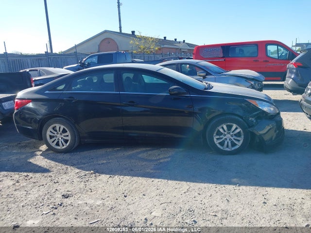 12609253 :رقم المزاد ، 5NPEB4AC7DH710912 vin ، 2013 Hyundai Sonata Gl مزاد بيع