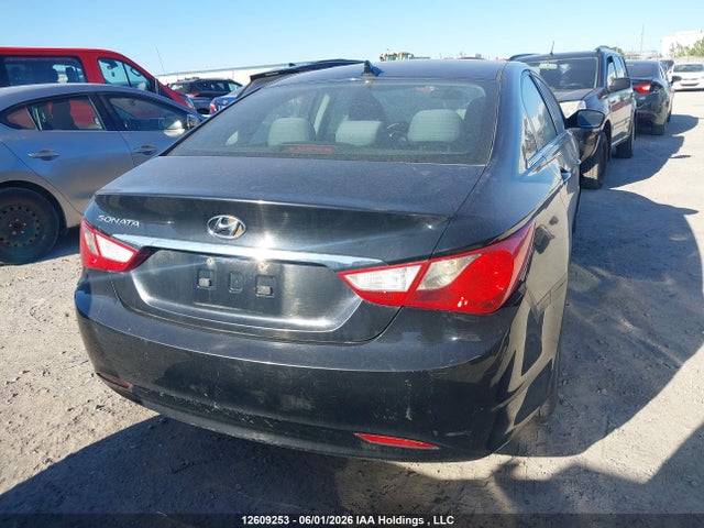 12609253 :رقم المزاد ، 5NPEB4AC7DH710912 vin ، 2013 Hyundai Sonata Gl مزاد بيع