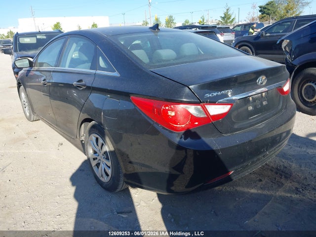 12609253 :رقم المزاد ، 5NPEB4AC7DH710912 vin ، 2013 Hyundai Sonata Gl مزاد بيع