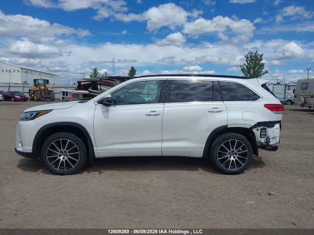 2017 Toyota Highlander Se/xle მანქანა იყიდება აუქციონზე, vin: 5TDJZRFH0HS515603, აუქციონის ნომერი: 12609260