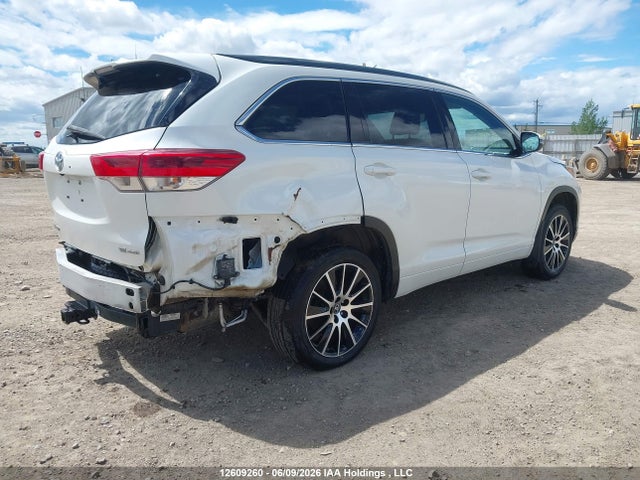 2017 Toyota Highlander Se/xle მანქანა იყიდება აუქციონზე, vin: 5TDJZRFH0HS515603, აუქციონის ნომერი: 12609260
