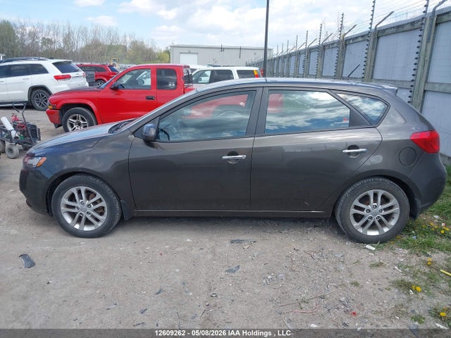 12609262 :رقم المزاد ، KNAFU5A22B5396608 vin ، 2011 Kia Forte Ex مزاد بيع