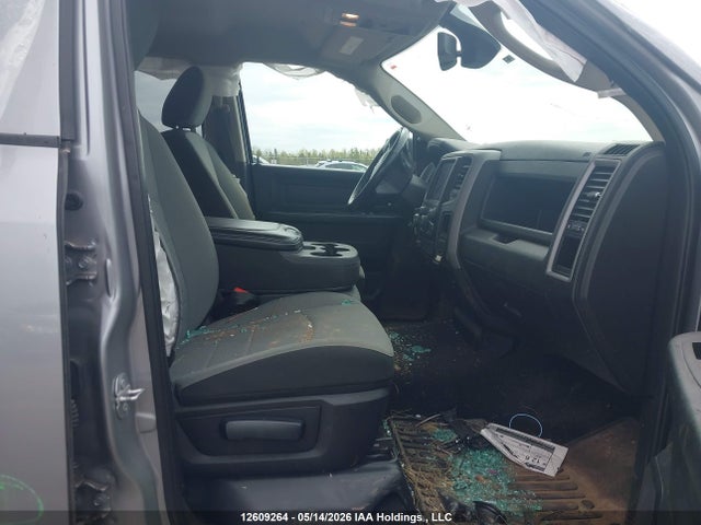 12609264 :رقم المزاد ، 1C6RR7FG3MS524352 vin ، 2021 Ram 1500 Classic Tradesman مزاد بيع