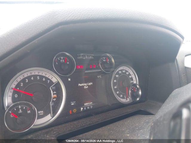 12609264 :رقم المزاد ، 1C6RR7FG3MS524352 vin ، 2021 Ram 1500 Classic Tradesman مزاد بيع