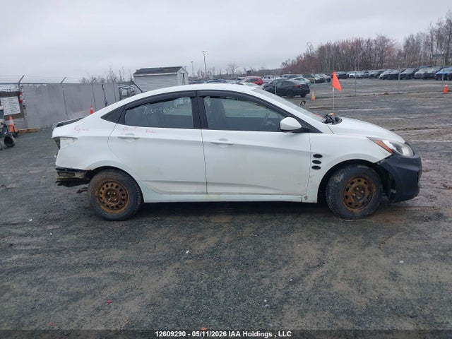 2012 Hyundai Accent Gls/gs მანქანა იყიდება აუქციონზე, vin: KMHCT4AE5CU044171, აუქციონის ნომერი: 12609290