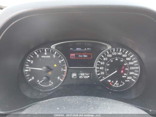 2015 Nissan Pathfinder Platinum/s/sl/sv მანქანა იყიდება აუქციონზე, vin: 5N1AR2MM1FC702270, აუქციონის ნომერი: 12609303