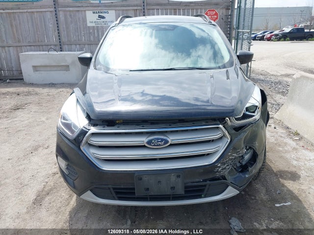 1FMCU9HD3KUC41863 Ford ESCAPE SEL