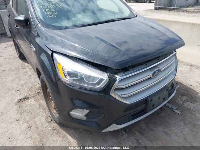 1FMCU9HD3KUC41863 Ford ESCAPE SEL