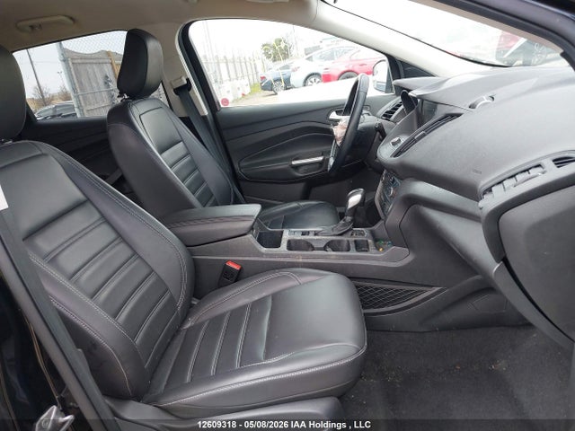 1FMCU9HD3KUC41863 Ford ESCAPE SEL