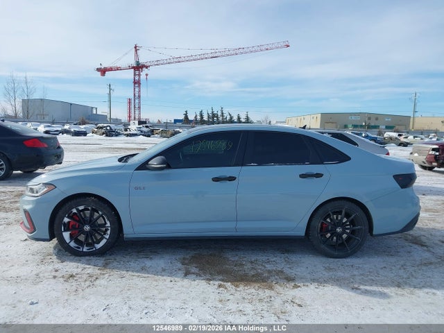 2025 Volkswagen Jetta Gli Autobahn მანქანა იყიდება აუქციონზე, vin: 3VW2T7BU4SM016837, აუქციონის ნომერი: 12546989