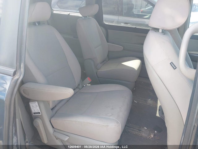 Продажа на аукционе авто 2016 Kia Sedona Lx/lx+, vin: KNDMB5C11G6210174, номер лота: 12609401