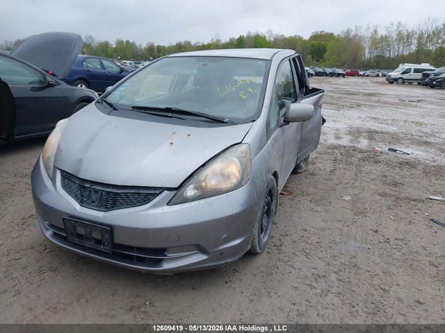 2009 Honda Fit Lx მანქანა იყიდება აუქციონზე, vin: JHMGE87559S807081, აუქციონის ნომერი: 12609419