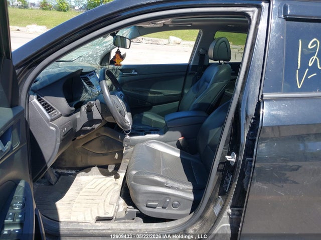 Продажа на аукционе авто 2017 Hyundai Tucson Se, vin: KM8J3CA43HU261041, номер лота: 12609433