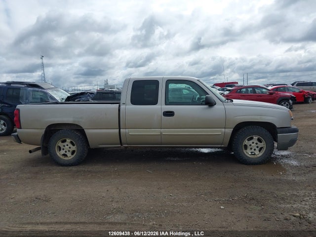 Продаж на аукціоні авто 2004 Chevrolet Silverado C1500, vin: 2GCEC19V241383435, номер лоту: 12609438