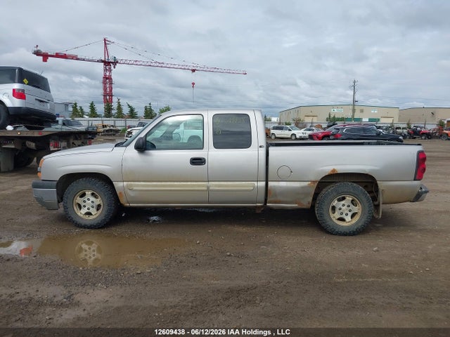 Продаж на аукціоні авто 2004 Chevrolet Silverado C1500, vin: 2GCEC19V241383435, номер лоту: 12609438