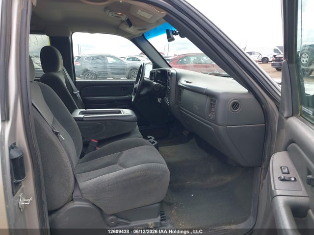 Продаж на аукціоні авто 2004 Chevrolet Silverado C1500, vin: 2GCEC19V241383435, номер лоту: 12609438