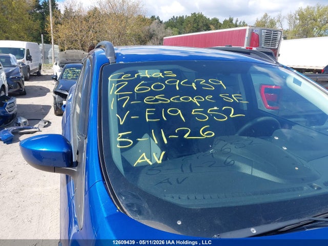 12609439 :رقم المزاد ، 1FMCU0GD3HUE19552 vin ، 2017 Ford Escape Se مزاد بيع