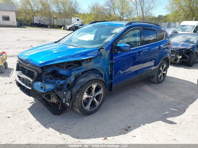 12609439 :رقم المزاد ، 1FMCU0GD3HUE19552 vin ، 2017 Ford Escape Se مزاد بيع