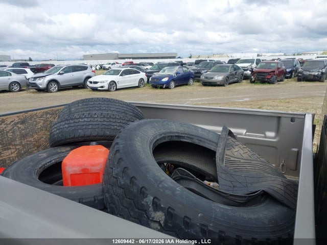 2000 Gmc Sierra 1500 Sl/sle/slt მანქანა იყიდება აუქციონზე, vin: 2GTEC19T1Y1384175, აუქციონის ნომერი: 12609442