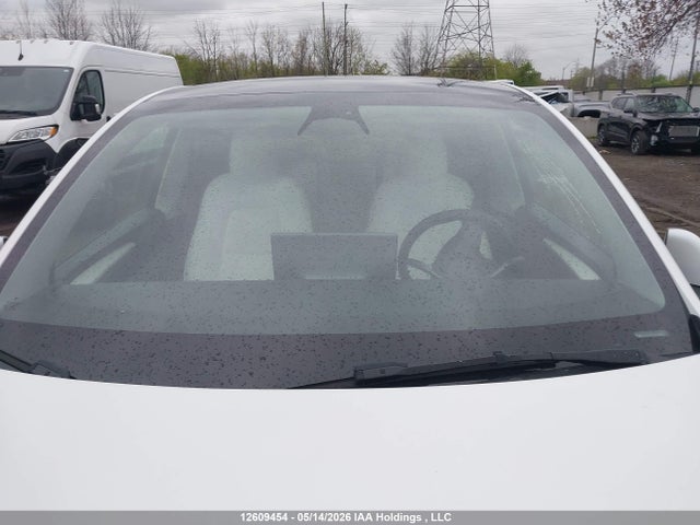 7SAYGDEE5NF517669 Tesla Model Y Long Range