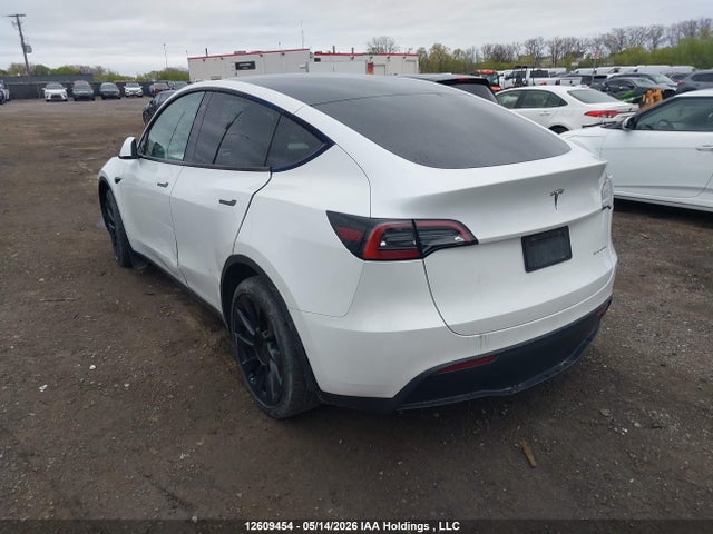 7SAYGDEE5NF517669 Tesla Model Y Long Range