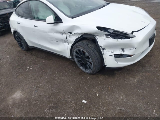 7SAYGDEE5NF517669 Tesla Model Y Long Range