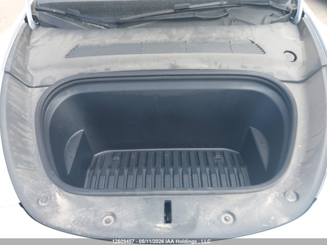 Продажа на аукционе авто 2023 Tesla Model Y, vin: LRWYGDEE1PC081736, номер лота: 12609457