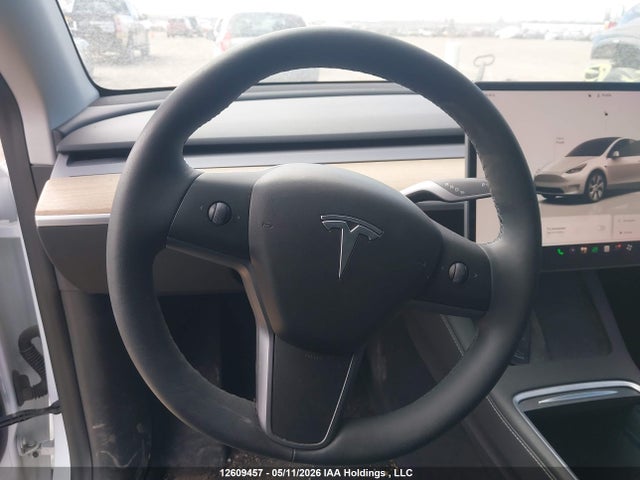Продажа на аукционе авто 2023 Tesla Model Y, vin: LRWYGDEE1PC081736, номер лота: 12609457