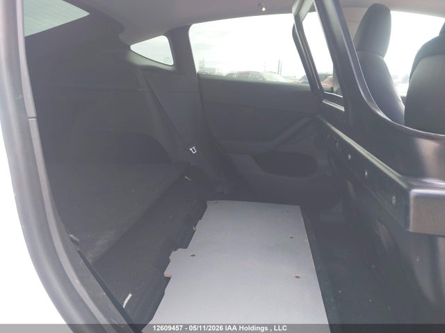 Продажа на аукционе авто 2023 Tesla Model Y, vin: LRWYGDEE1PC081736, номер лота: 12609457