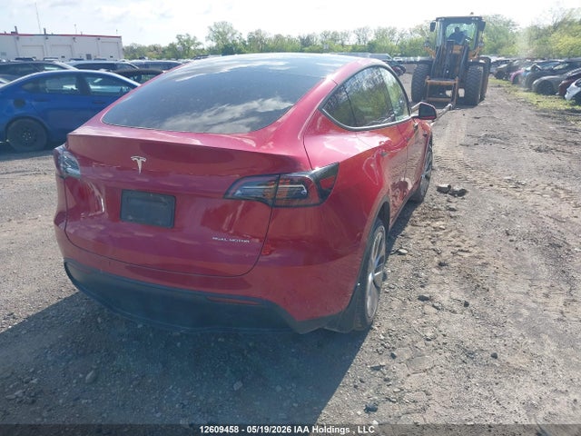 Tesla Model Y 2022 7SAYGDEE5NF576818 Image 4