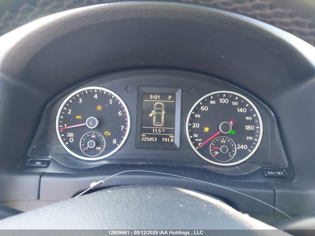 12609461 :رقم المزاد ، WVGBV7AX8BW504645 vin ، 2011 Volkswagen Tiguan S/se/sel مزاد بيع