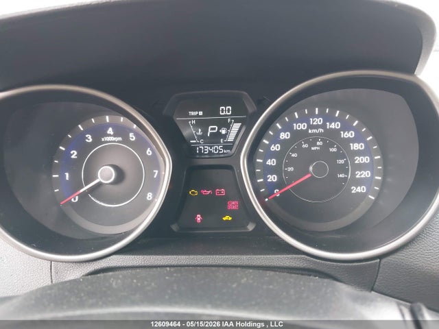 5NPDH4AE1FH552727 Hyundai ELANTRA GL